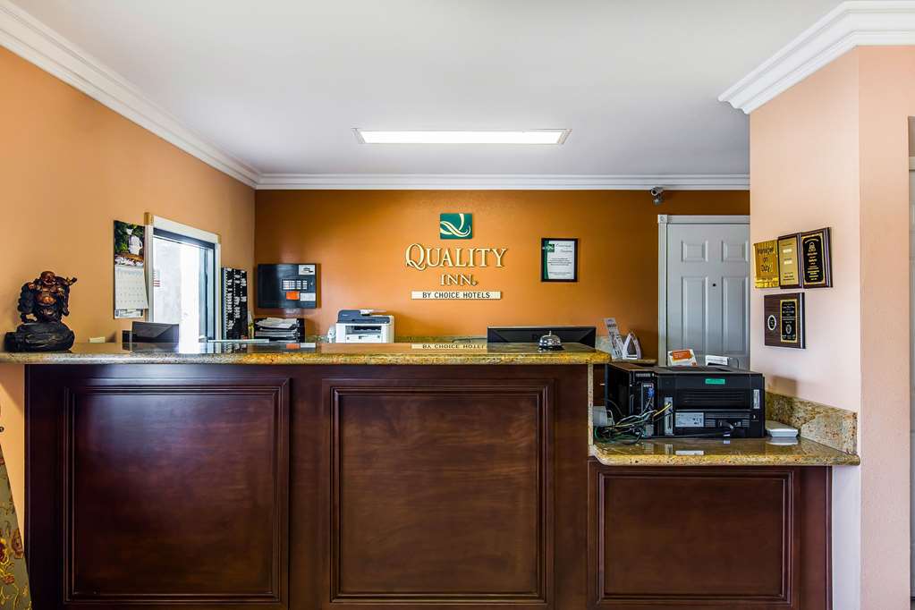 Quality Inn Lake Elsinore I 15 - photo 9