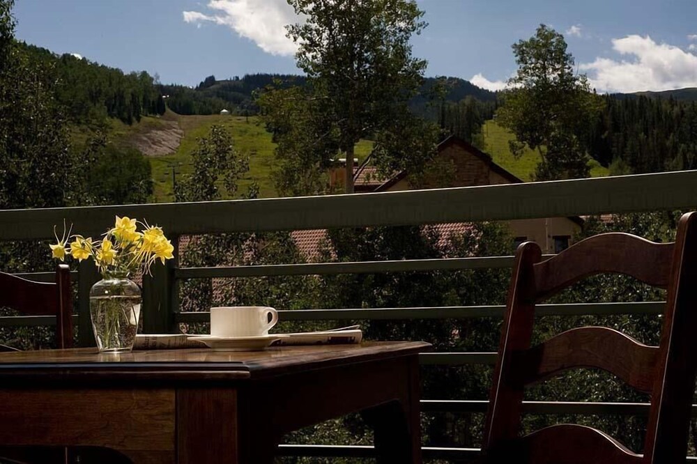 Inn at Lost Creek - photo 13