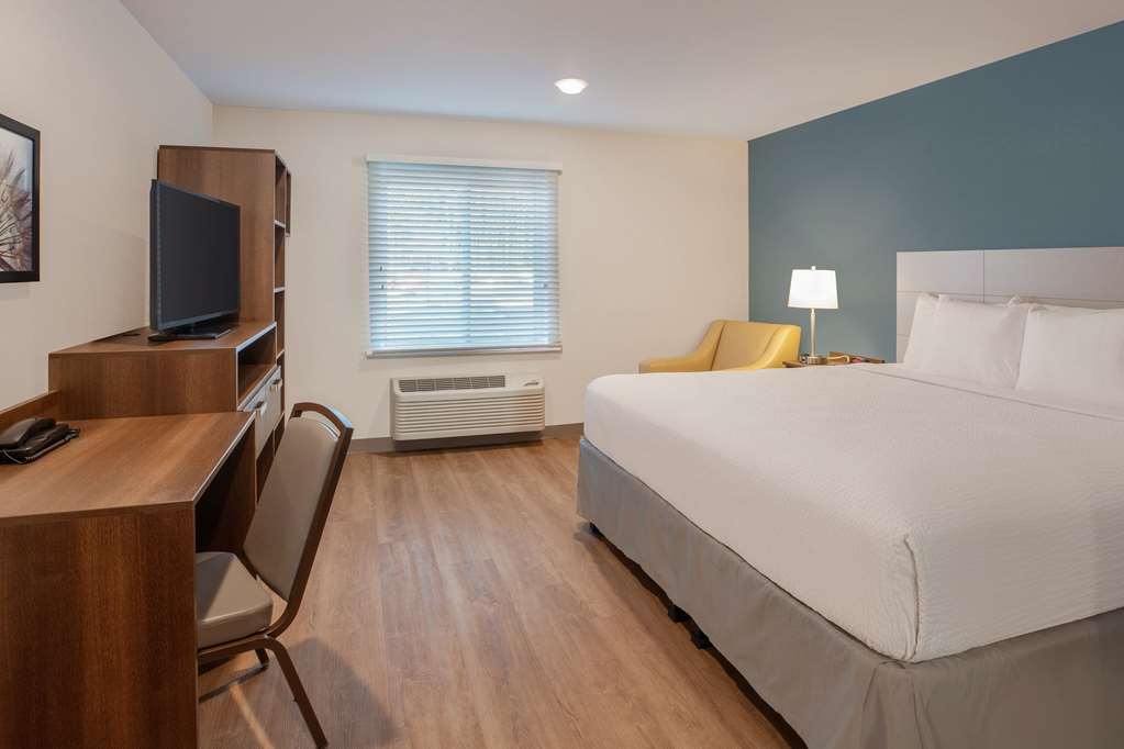 WoodSpring Suites Washington DC East Arena Drive - photo 9