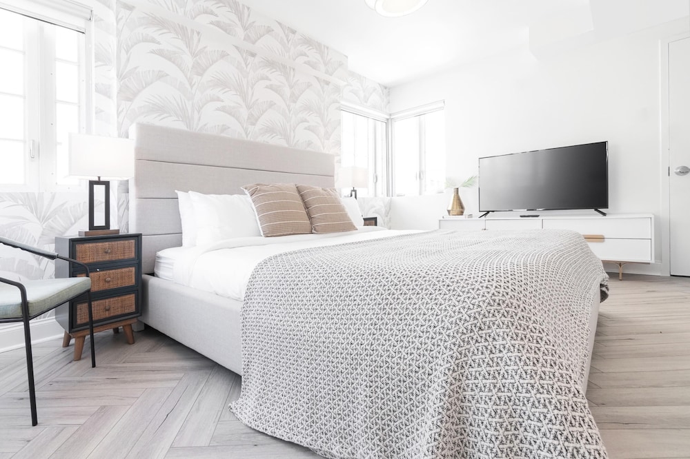 Luxuri Suites - photo 29