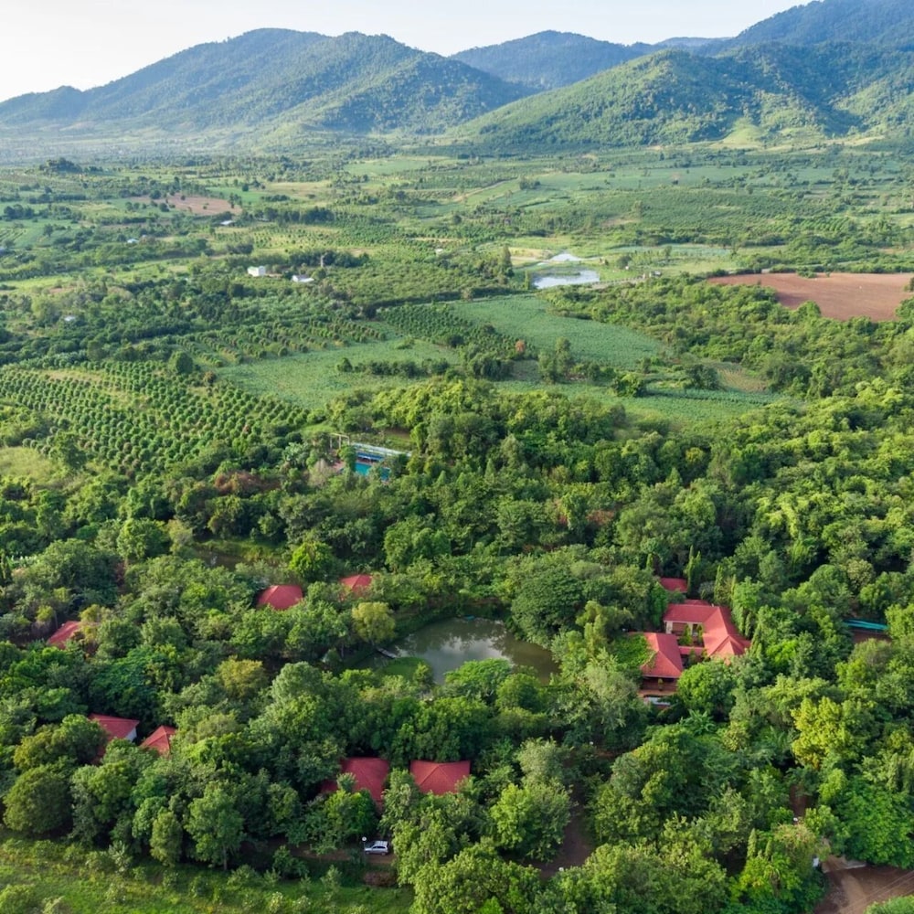 Memoria Palace & Resort in Pailin, Cambodia