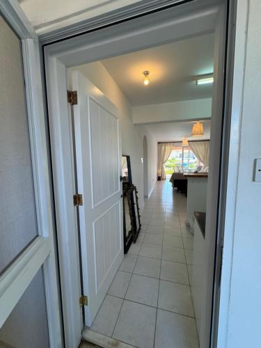 Beautiful 1 bd Ap near the beach historic places