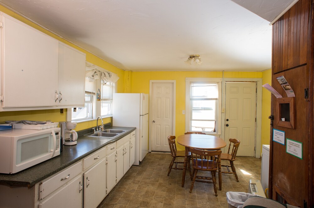 Nautical Motel and Suites - photo 53