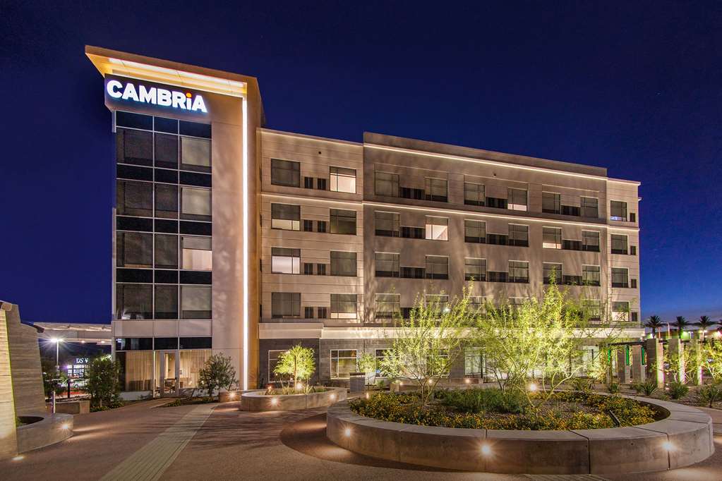 Cambria Hotel Phoenix Chandler Fashion Center - photo 2
