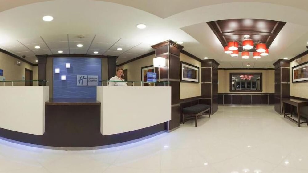 Holiday Inn Express Hotel & Suites AMITE by IHG - photo 2
