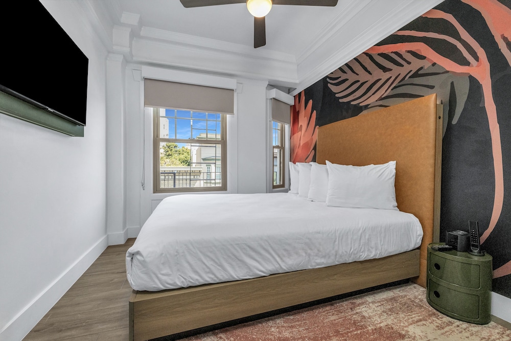 Nob Hill Hotel - photo 39