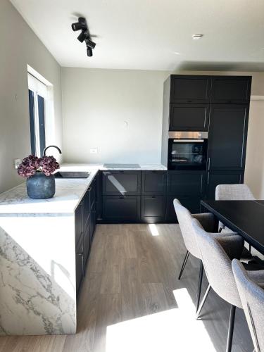 The Greyhouse Big Apartment