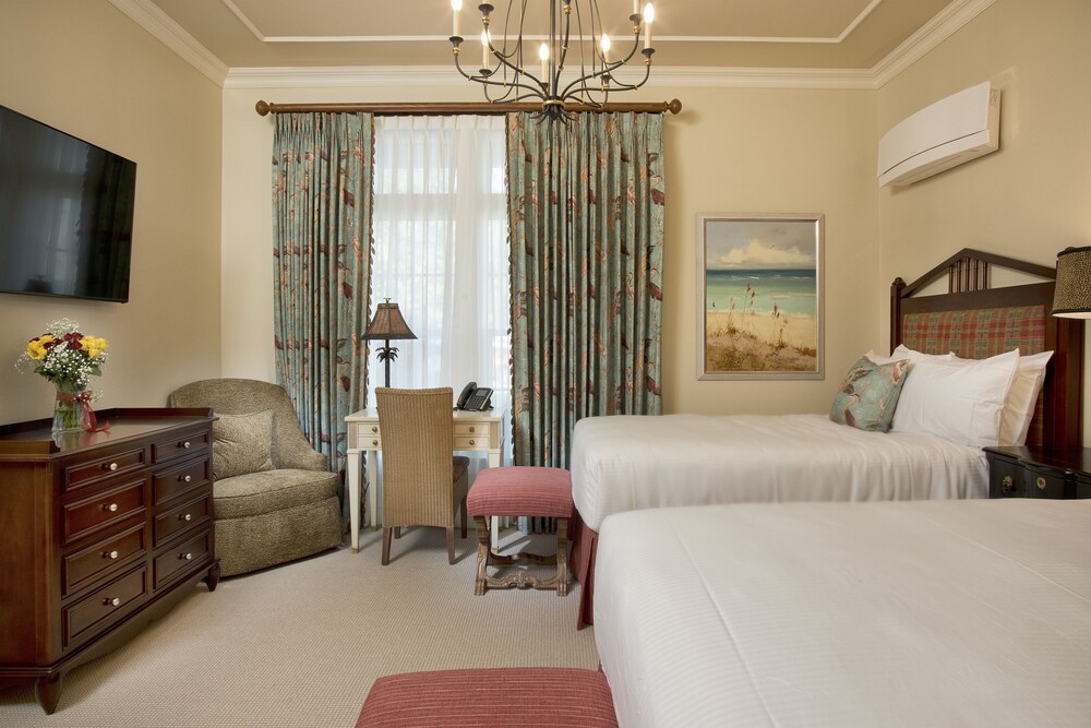 Old Town Bluffton Inn - photo 37