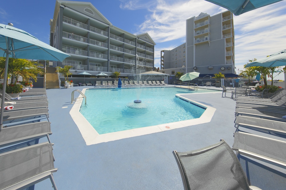 Commander Hotel & Suites - photo 58