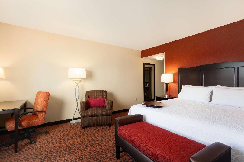 Hampton Inn Lewiston Auburn - photo 36