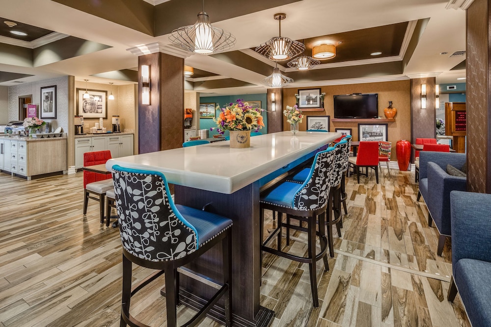 Hampton Inn San Francisco Airport - photo 5