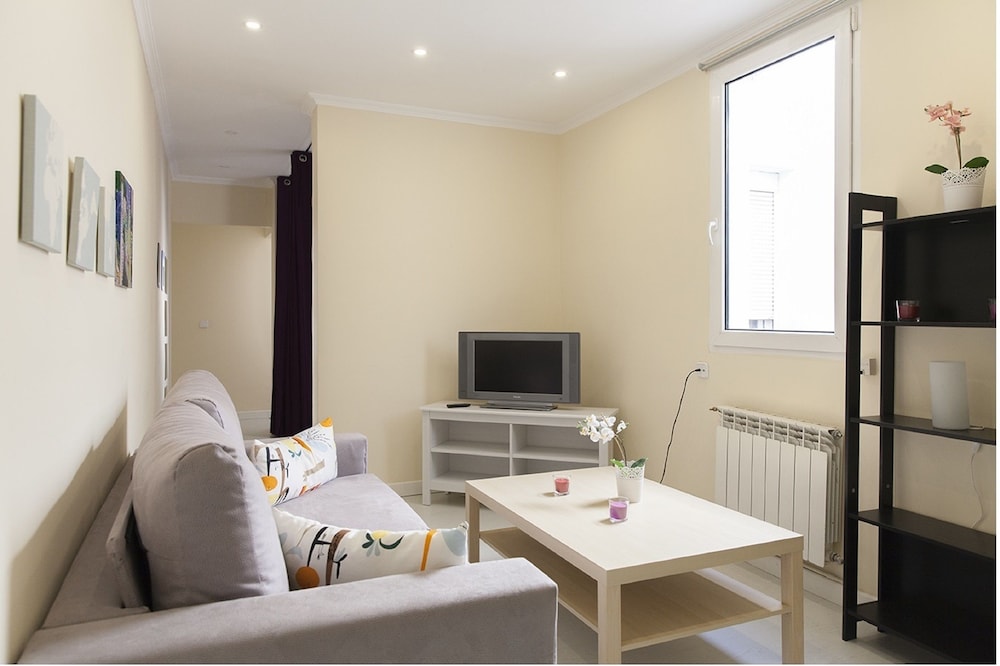For You Rentals parque del retiro apartment TEMPOR Madrid hotel