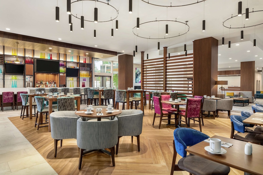 Hilton Garden Inn Seattle Airport - photo 24