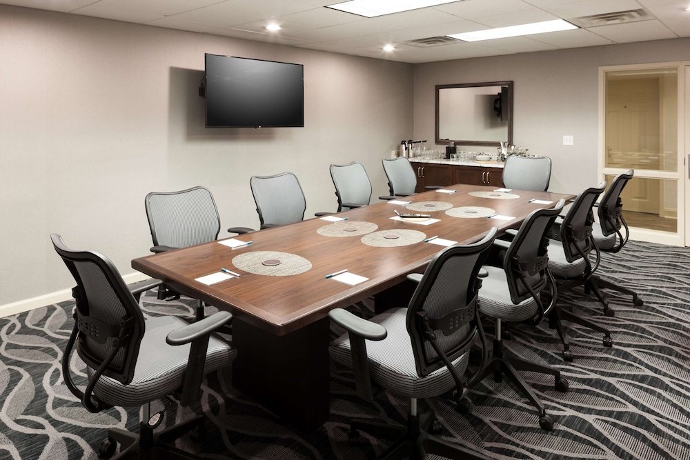 Homewood Suites by Hilton Mahwah - photo 28