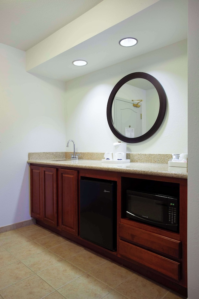 Hampton Inn & Suites Mountain Home - photo 5