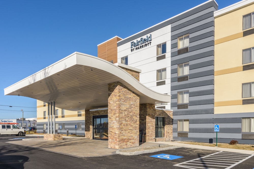 Fairfield Inn by Marriot Manchester Boston Regional Airport - photo 26