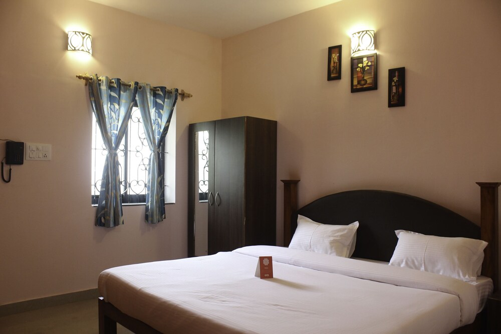 Oyo 7268 Near Vagator