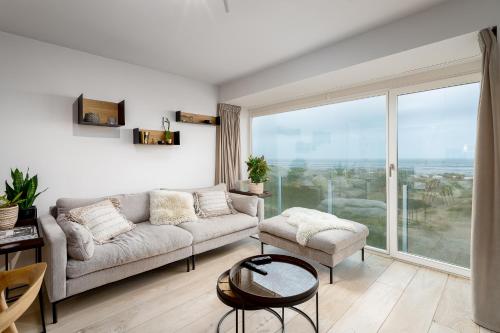 Duin én zeezicht te Oostduinkerke — 4-Star Luxury Hotel in Oostduinkerke, Belgium
