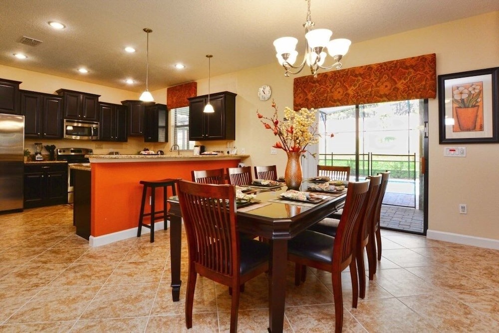 Resort Community Large Private Pool Free Wifi Game Room No Rear Neighbors 6 Bedroom Home by RedAwning - photo 40