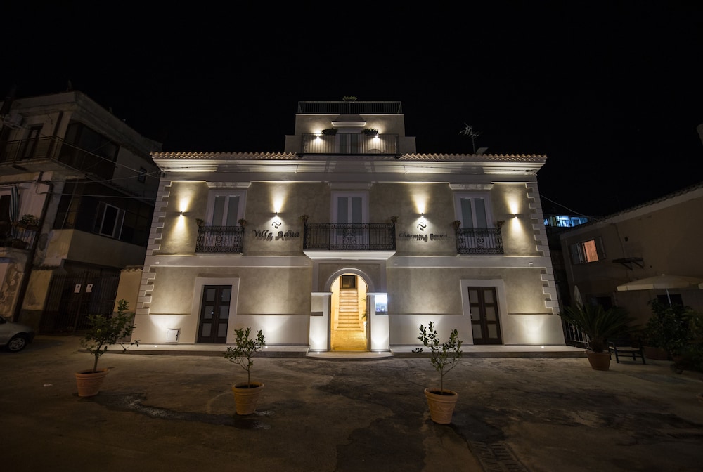 Villa Adua — 4-Star Luxury Hotel in Tropea, Italy