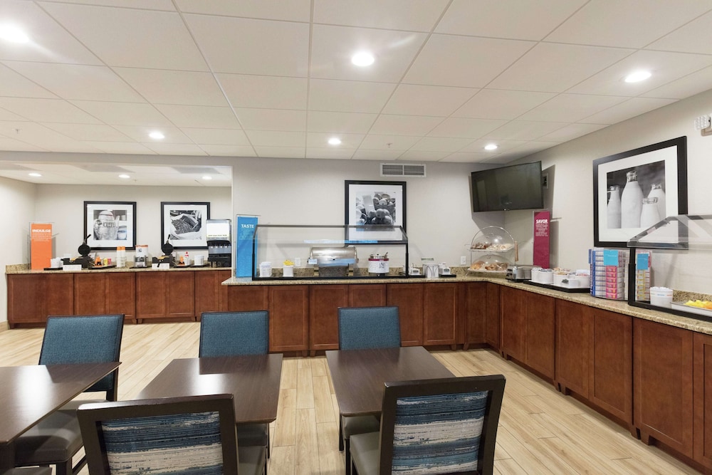 Hampton Inn St. Augustine Beach - photo 43