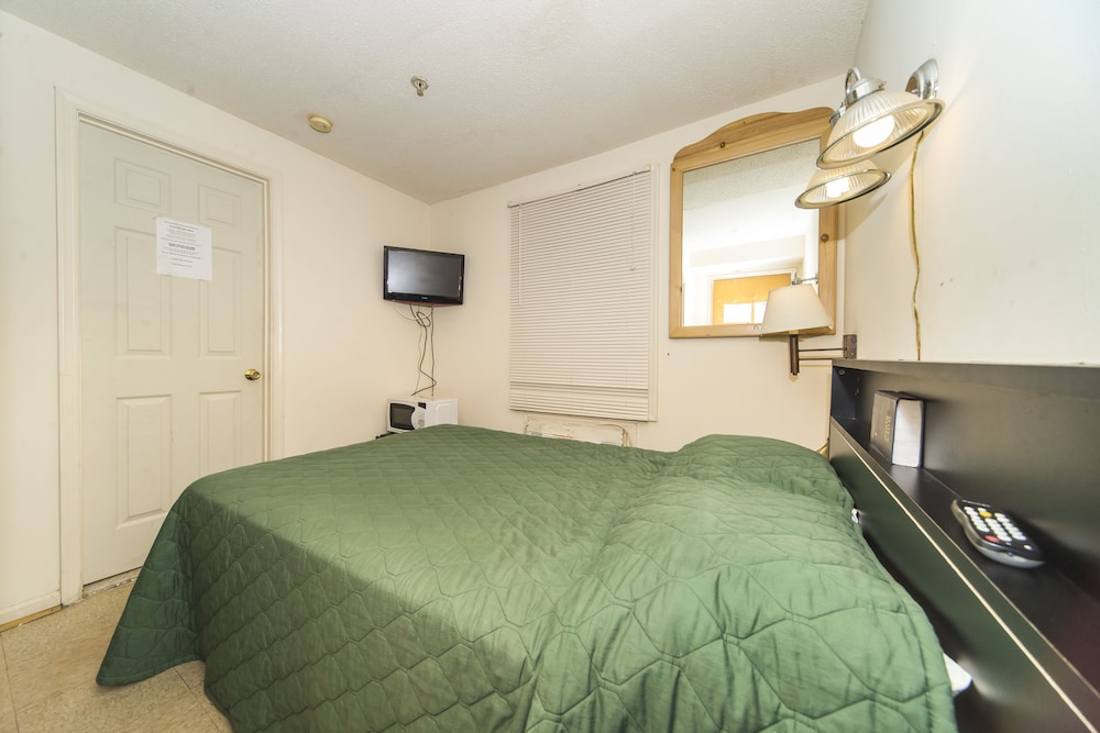 Summer Place Hotel - photo 8