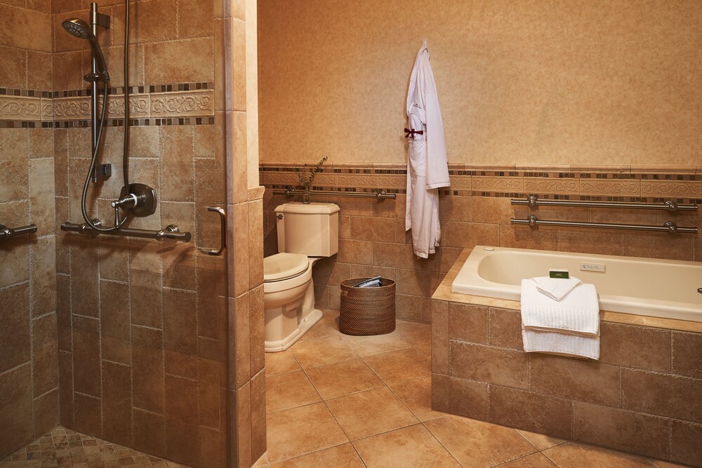 Stephanie Inn - photo 25