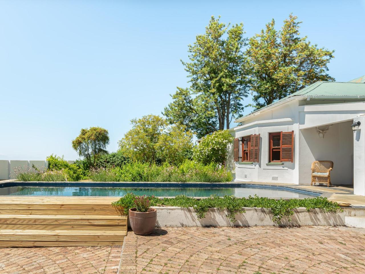 Abbotts Hill — hotel in Malmesbury