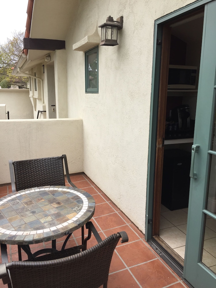 The Eagle Inn - photo 108