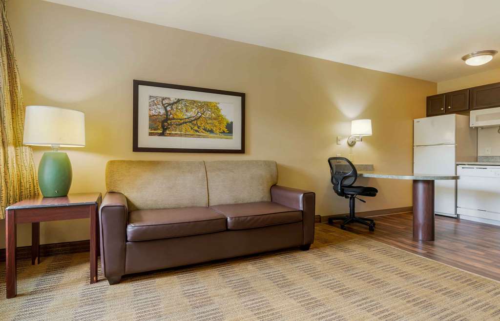 Extended Stay America Suites Columbia Northwest Harbison - photo 25