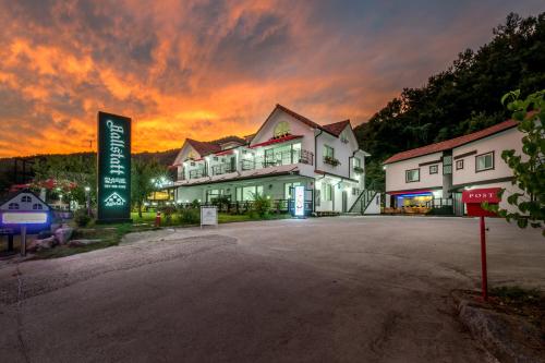 Hallstatt — 4-Star Luxury Hotel in Suncheon, South Korea