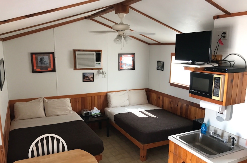 Top of the Hill RV Resort - photo 18