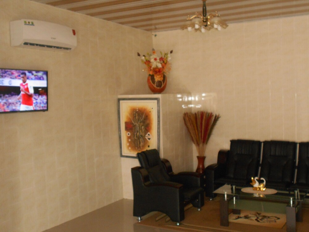 Hotel Ayenou — Yamoussoukro — photo 5