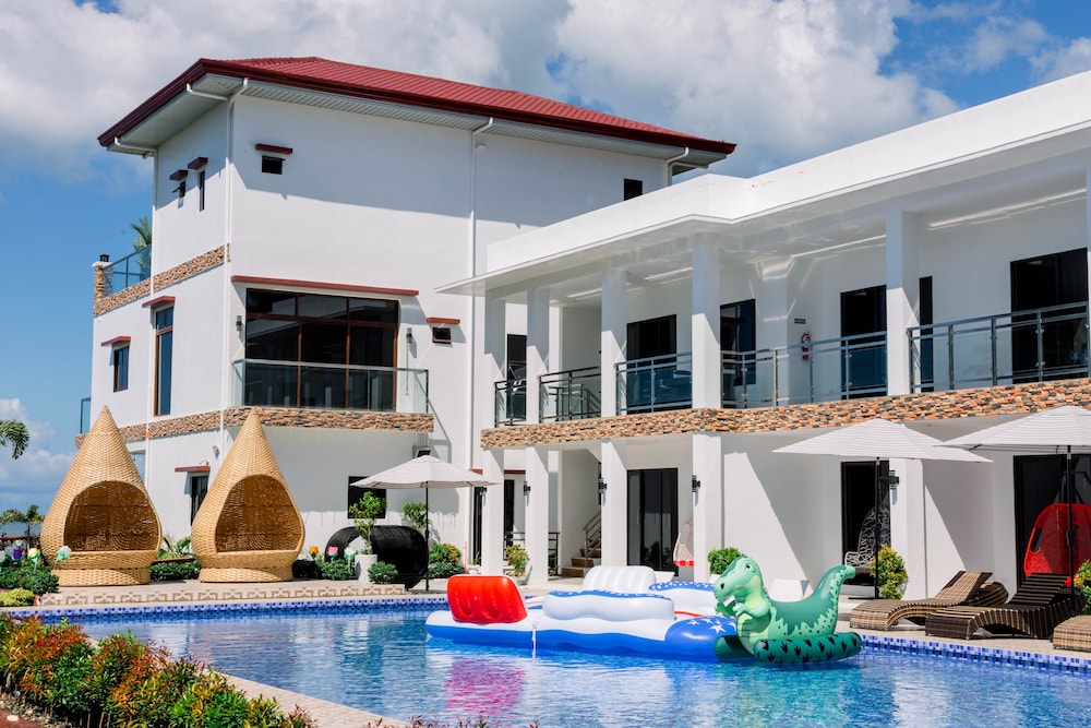 Sonrisa Resort de Playa by Hiverooms — hotel in San Remigio