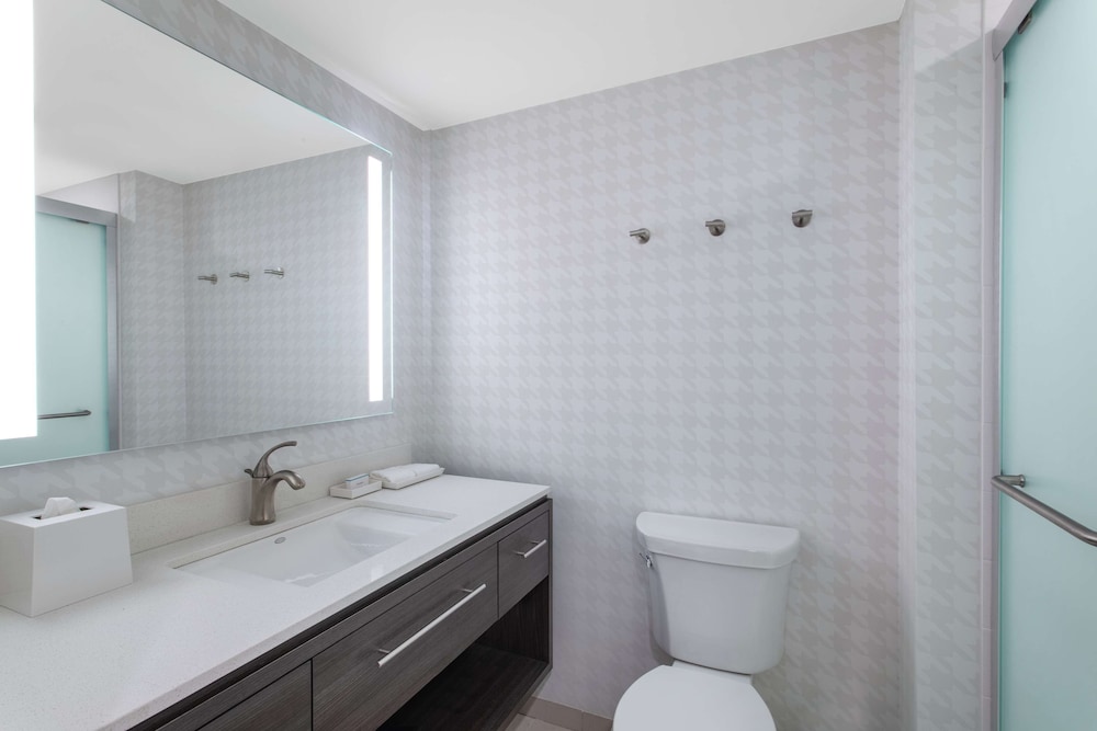 Home2 Suites by Hilton Smithfield RI - photo 15
