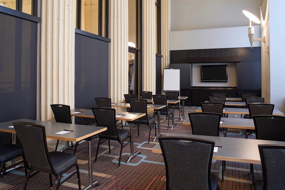 Residence Inn by Marriott Columbus Downtown - photo 22