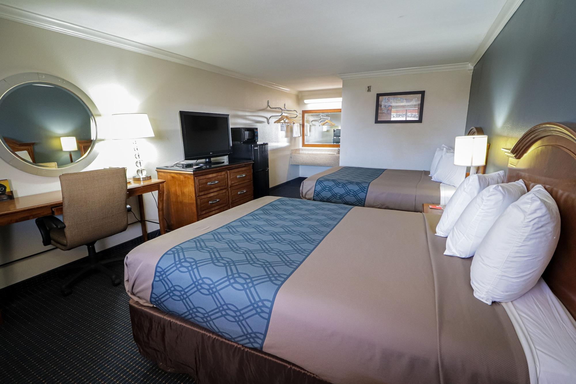 University Inn & Suites San Antonio - photo 16