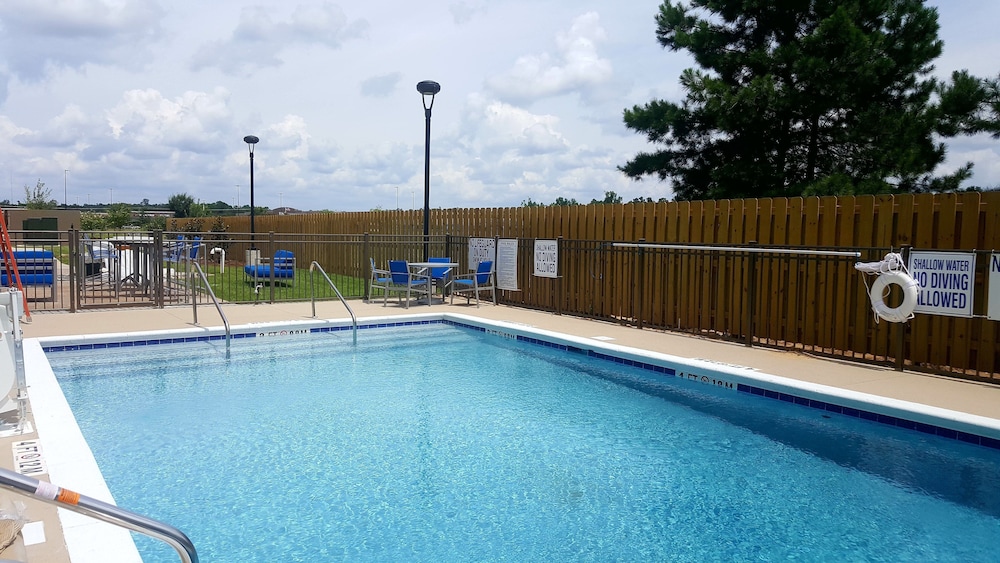 Holiday Inn Express North Augusta by IHG - photo 22