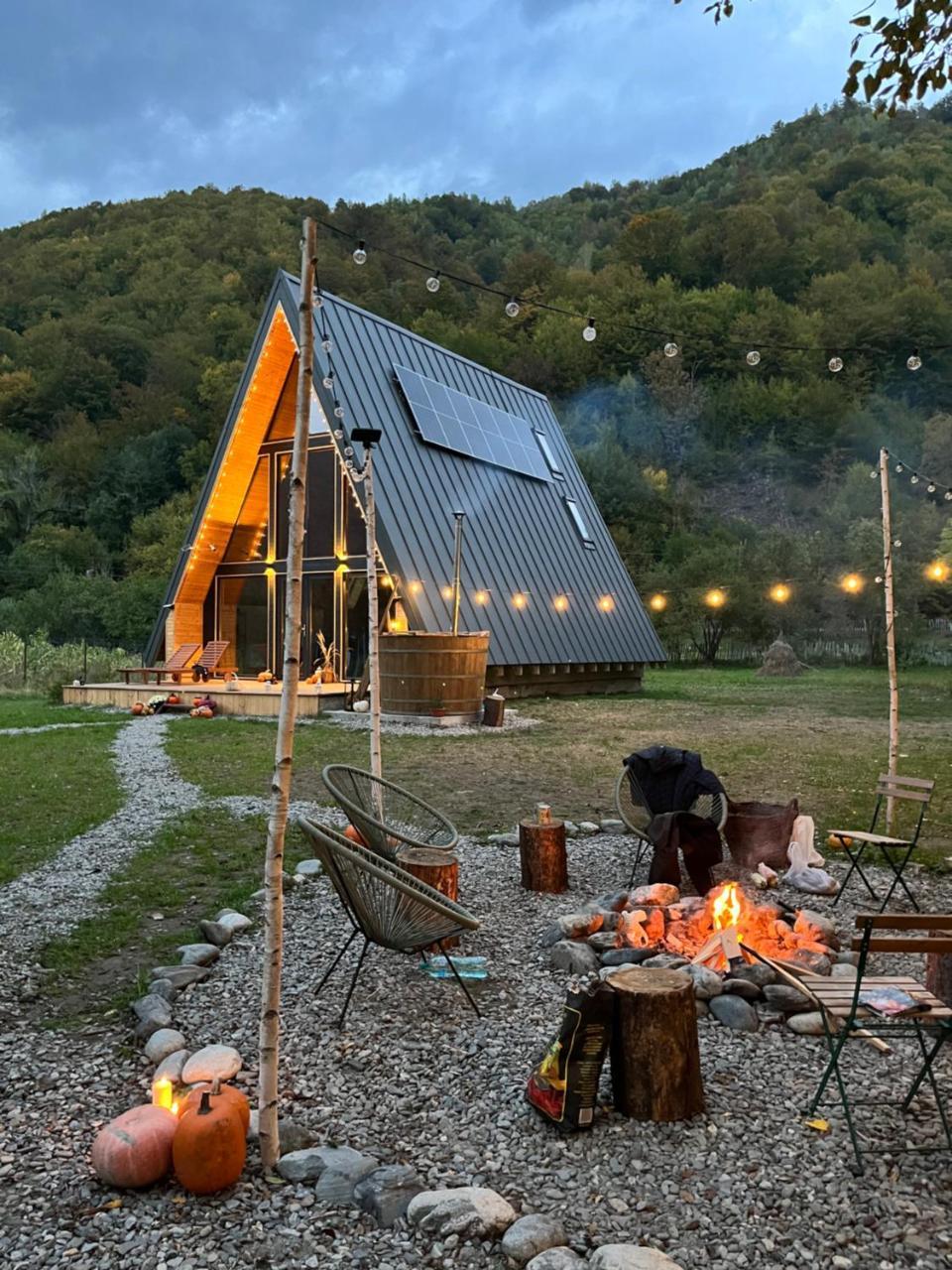 Hygge Cabana — 4-Star Luxury Hotel in Malaia, Romania