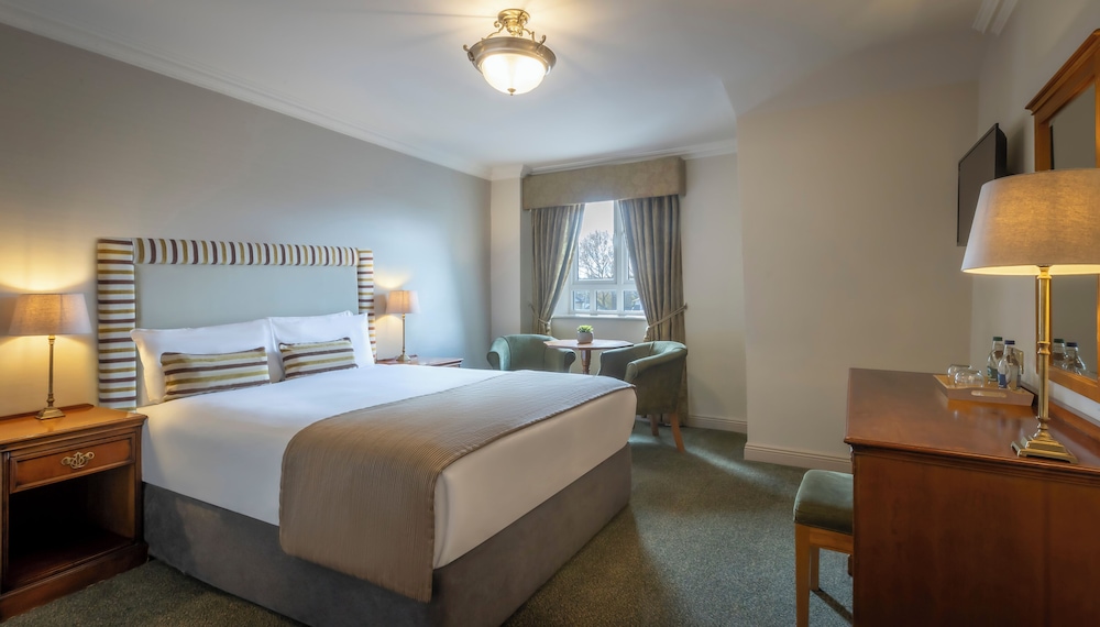 Bracken Court Hotel — 4-Star Luxury Hotel in Balbriggan, Republic of Ireland