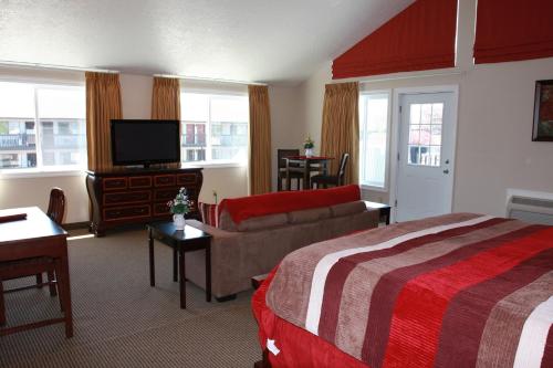 Western Royal Inn - photo 7