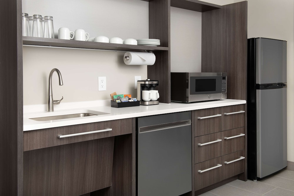Home2 Suites by Hilton Denver Central Park - photo 25