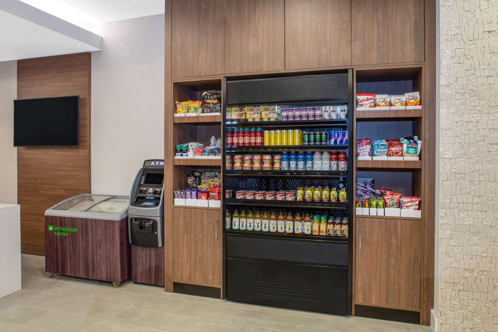 Wyndham Garden Ft Lauderdale Airport & Cruise Port - photo 17