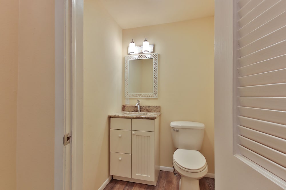 Tradewinds Beach Resort - photo 49