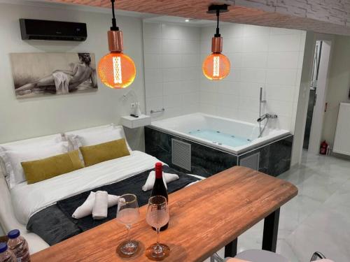 Oasis of Ralaxation in Athens — 4-Star Luxury Hotel in Athens, Greece