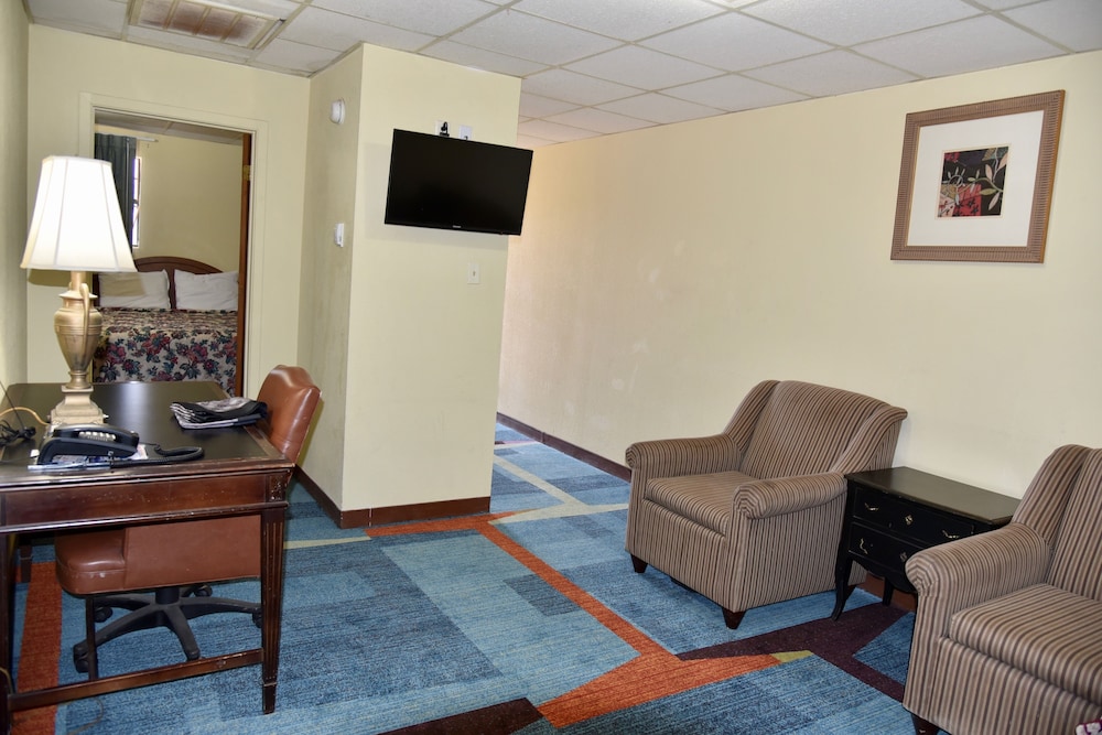 Extended Stay Snyder - photo 13