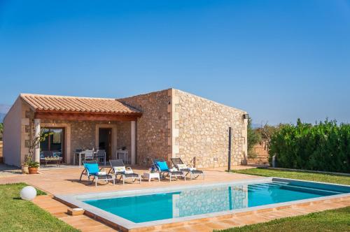 Ideal Property Mallorca El Rafal de Son Alberti in Buger, Spain