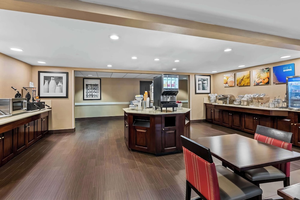 Comfort Inn & Suites Somerset New Brunswick - photo 33
