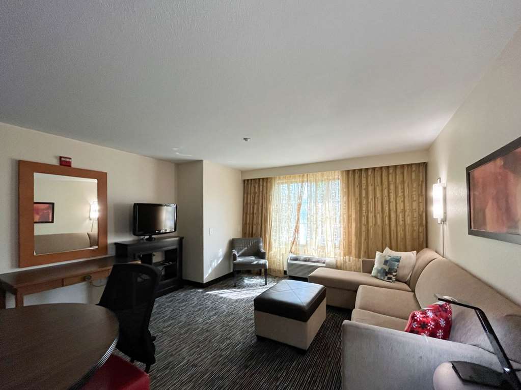 Carlsbad Suites — Carlsbad — photo 5