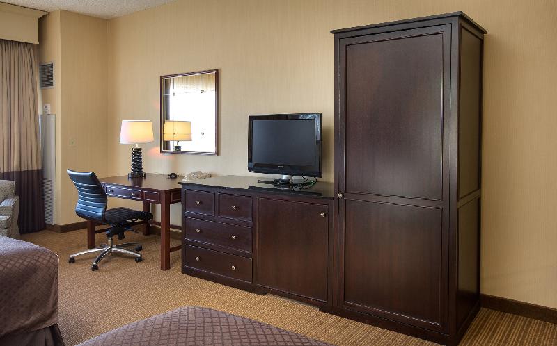 DoubleTree by Hilton Chicago O'Hare Airport Rosemont - photo 65